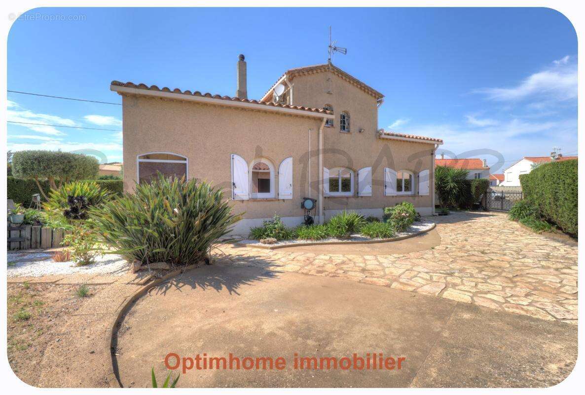 Maison à vendre 8 pièces AGDE (34) - photo 2