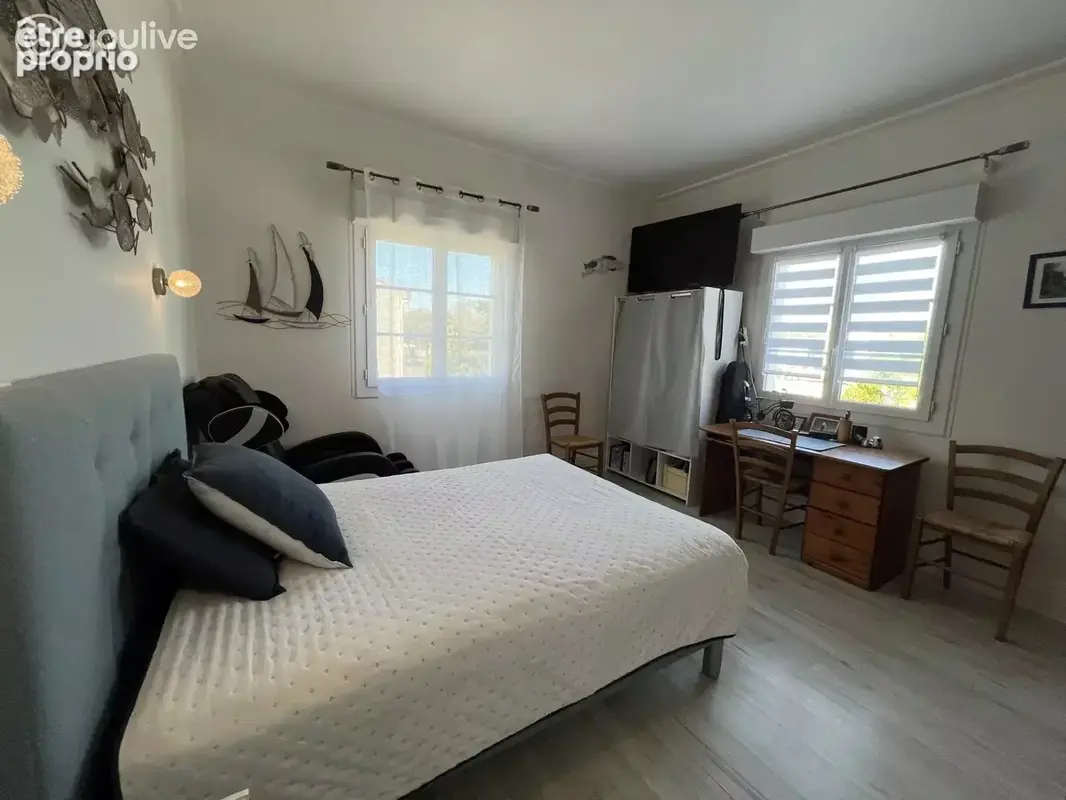 Maison de qualité avec appartement indépendant, terrain arboré de 2 500 m² et ascenseur extérieur - photo 13