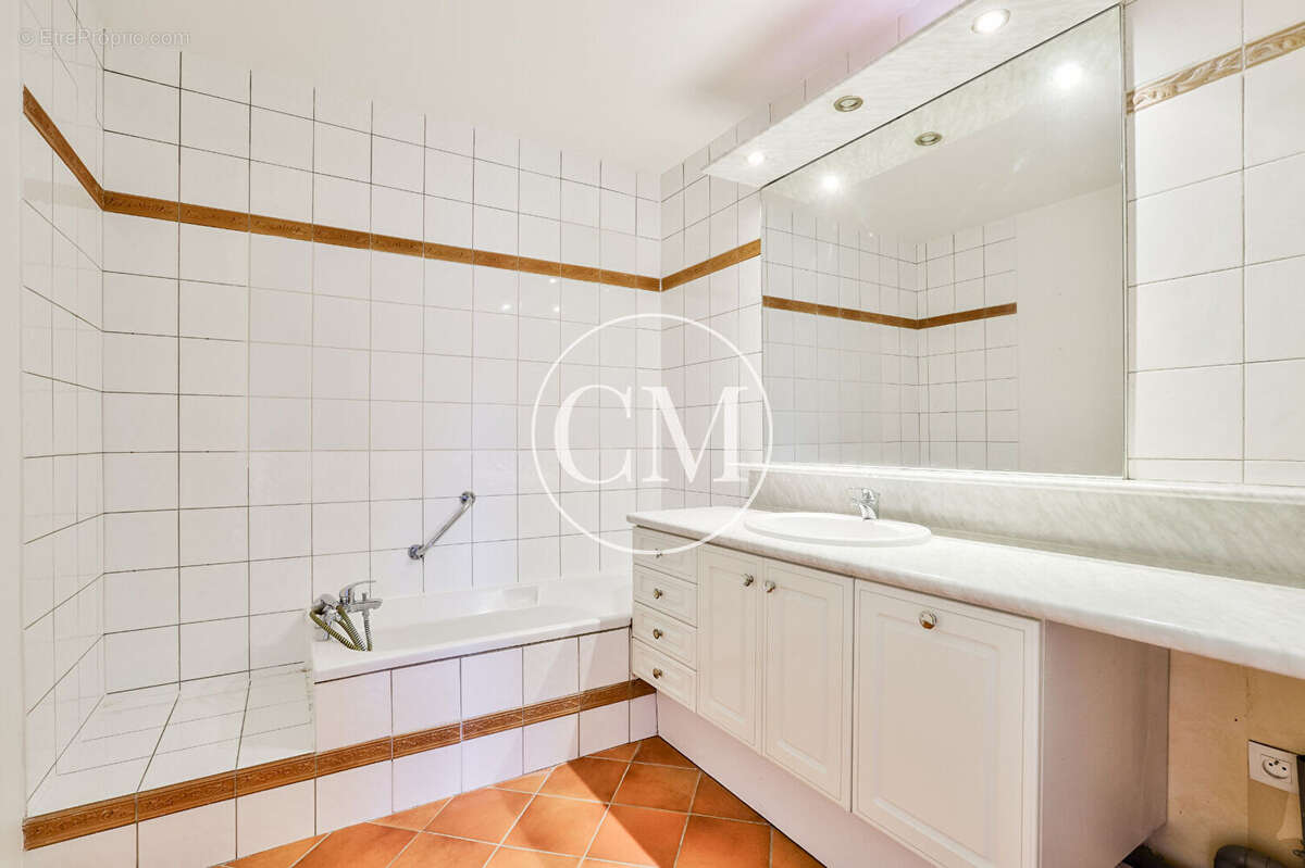 Appartement à VERSAILLES