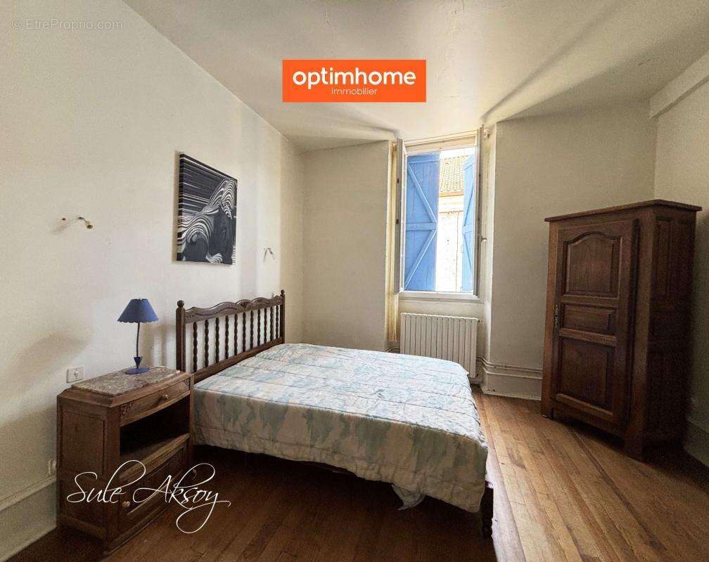 Immeuble de caractère XIXᵉ : Grande maison familiale avec 3 logements indépendants & cour intérieure - photo 6
