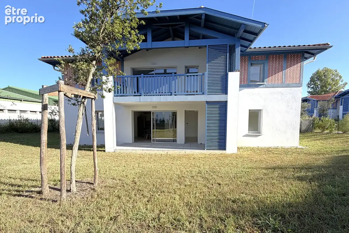 Photo Appartement à Tosse au prix de 395 380€
