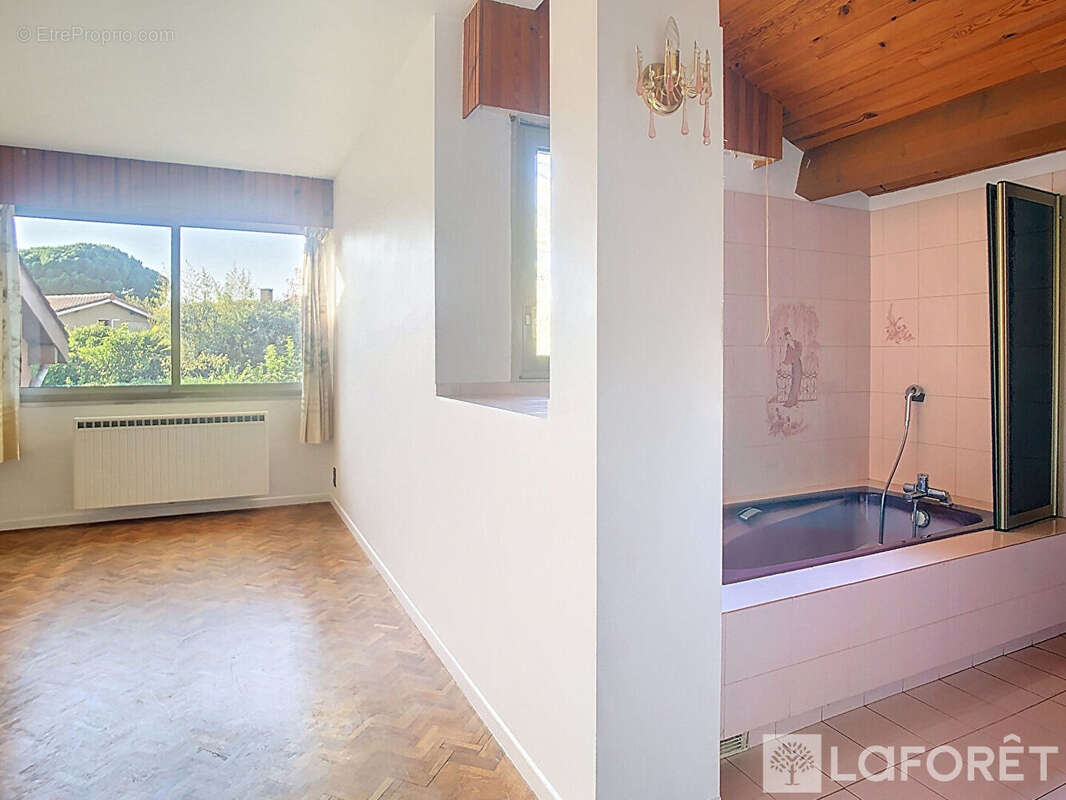 Maison à RAMONVILLE-SAINT-AGNE