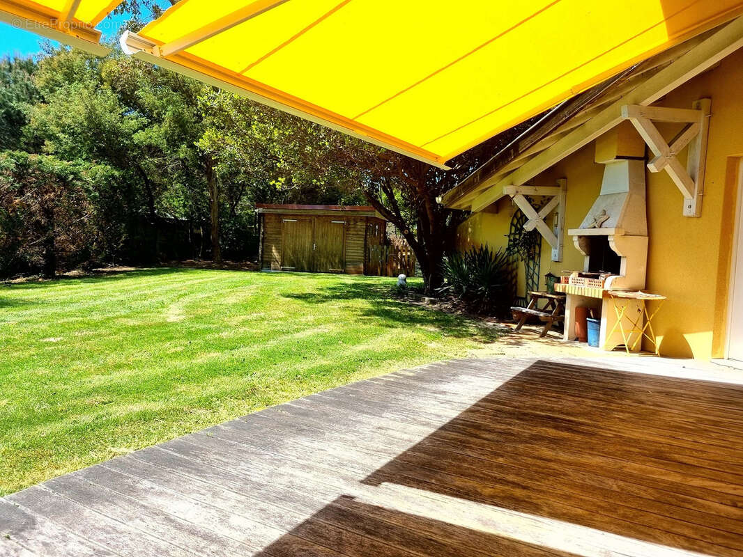 Maison à LIT-ET-MIXE