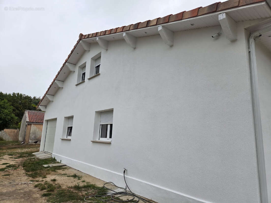 Maison à BLANQUEFORT