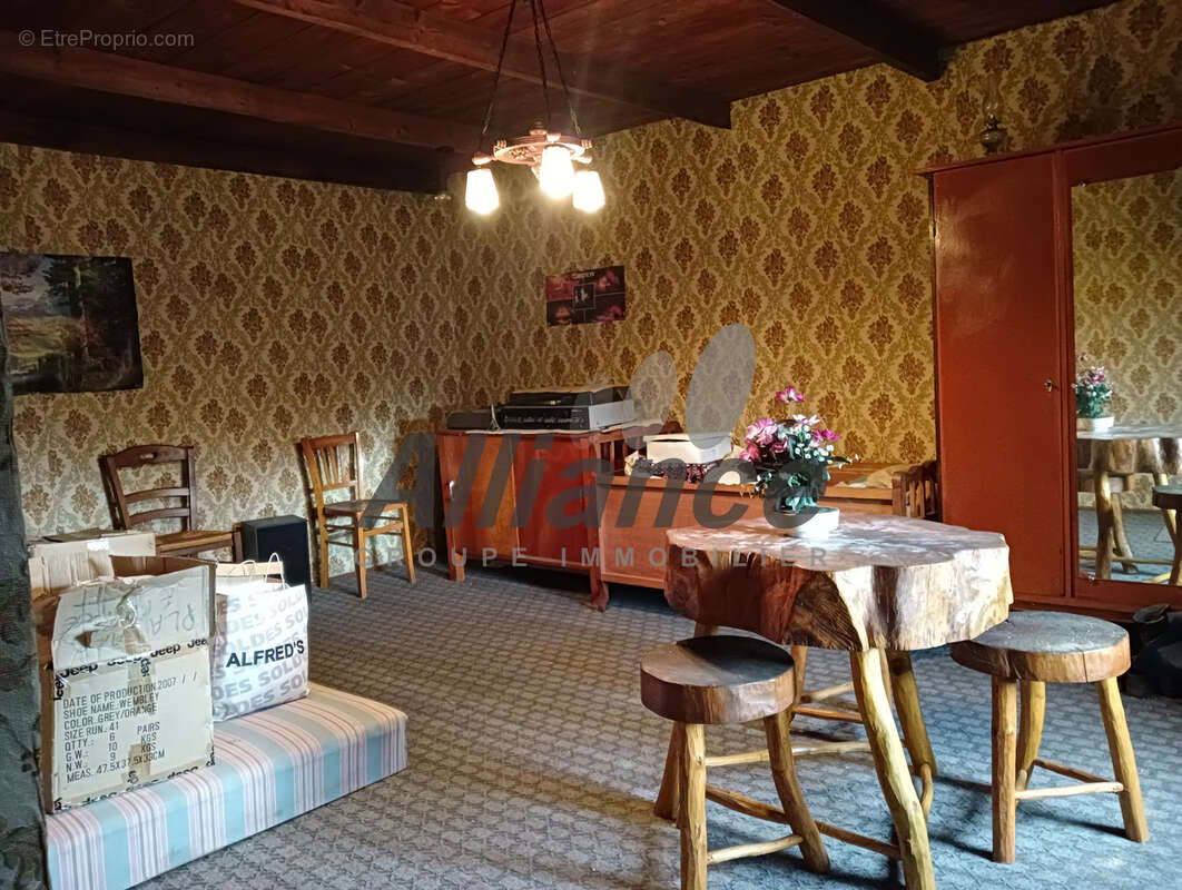 Maison à LE CLERJUS