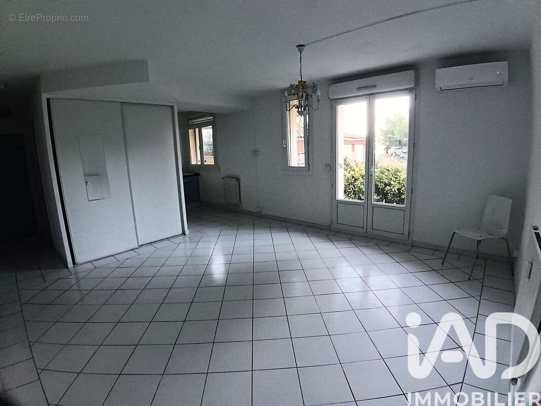 Photo 2 - Appartement à SORGUES