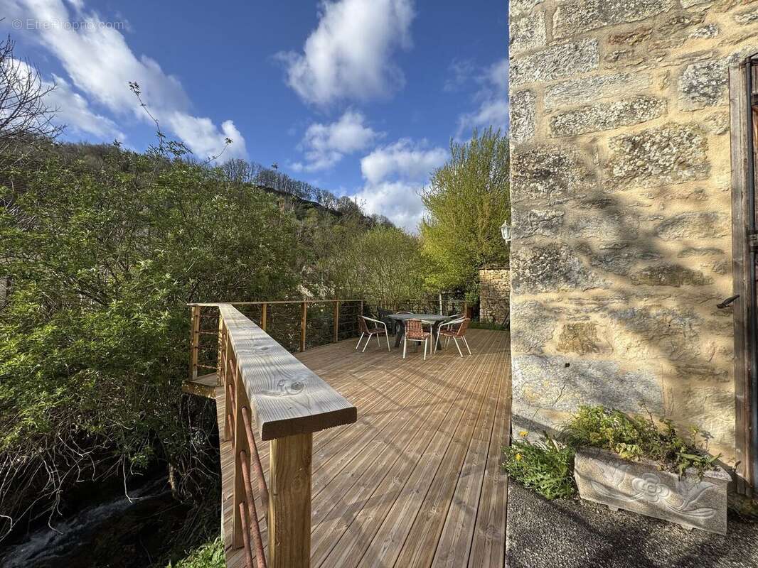 IMG2137 - Maison à BEYNAC-ET-CAZENAC