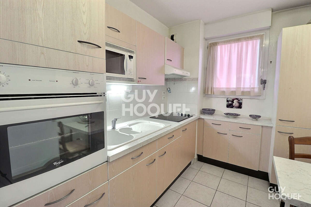 Appartement à LATTES