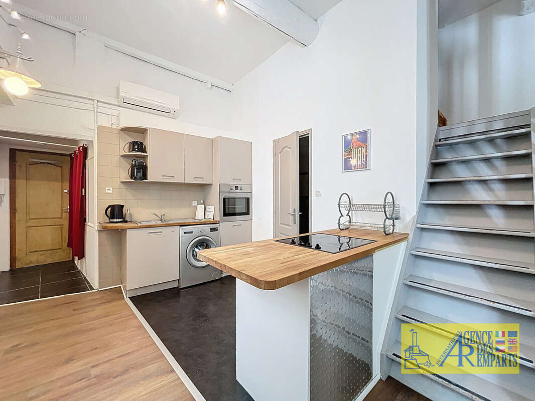 Studio avec mezzanine au cœur du Vieil Antibes - photo 16