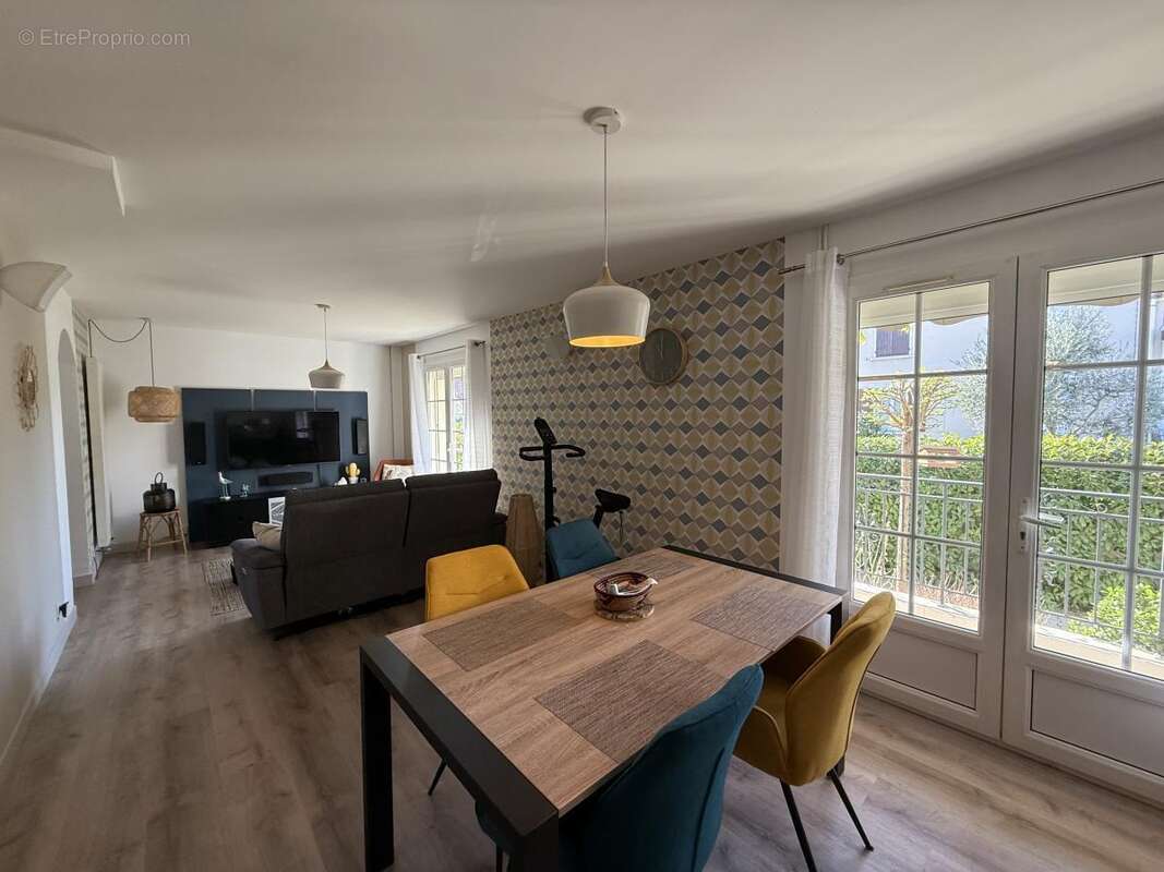 Maison à LA VOULTE-SUR-RHONE