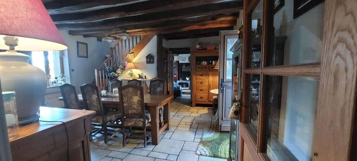 Propriété isolée en pleine nature avec dépendances et gîte - photo 9