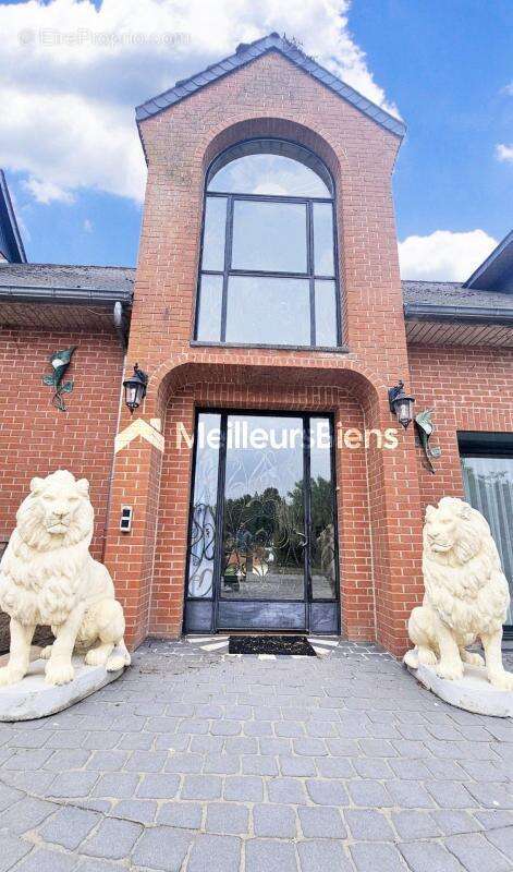 Maison à ENGLEFONTAINE