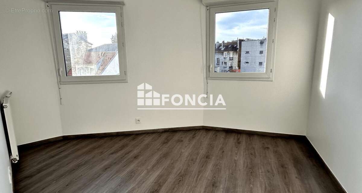 Appartement à ASNIERES-SUR-SEINE