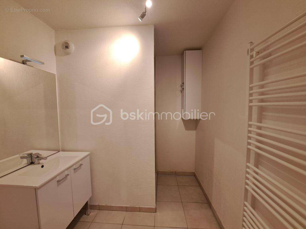 Appartement à SAINT-JEAN-DE-VEDAS