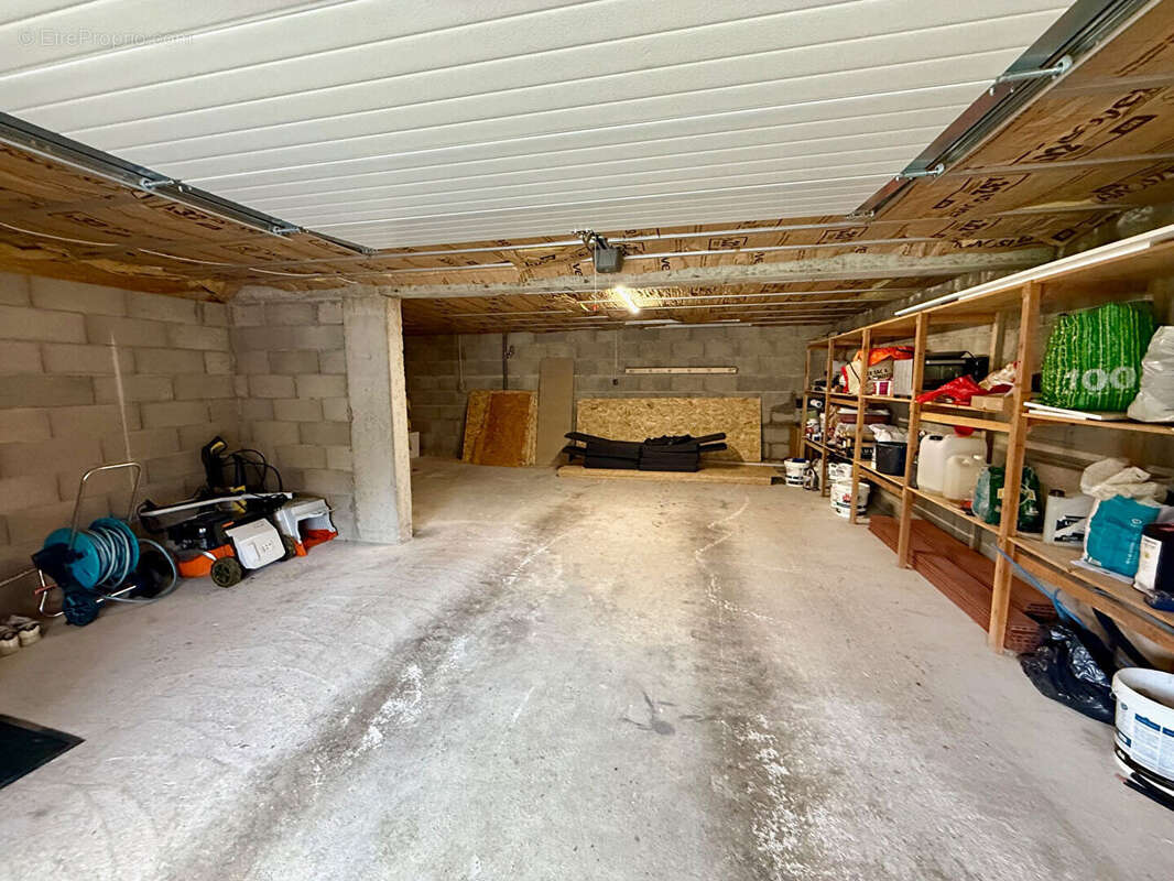 Maison à SAINT-VICTOR-SUR-RHINS