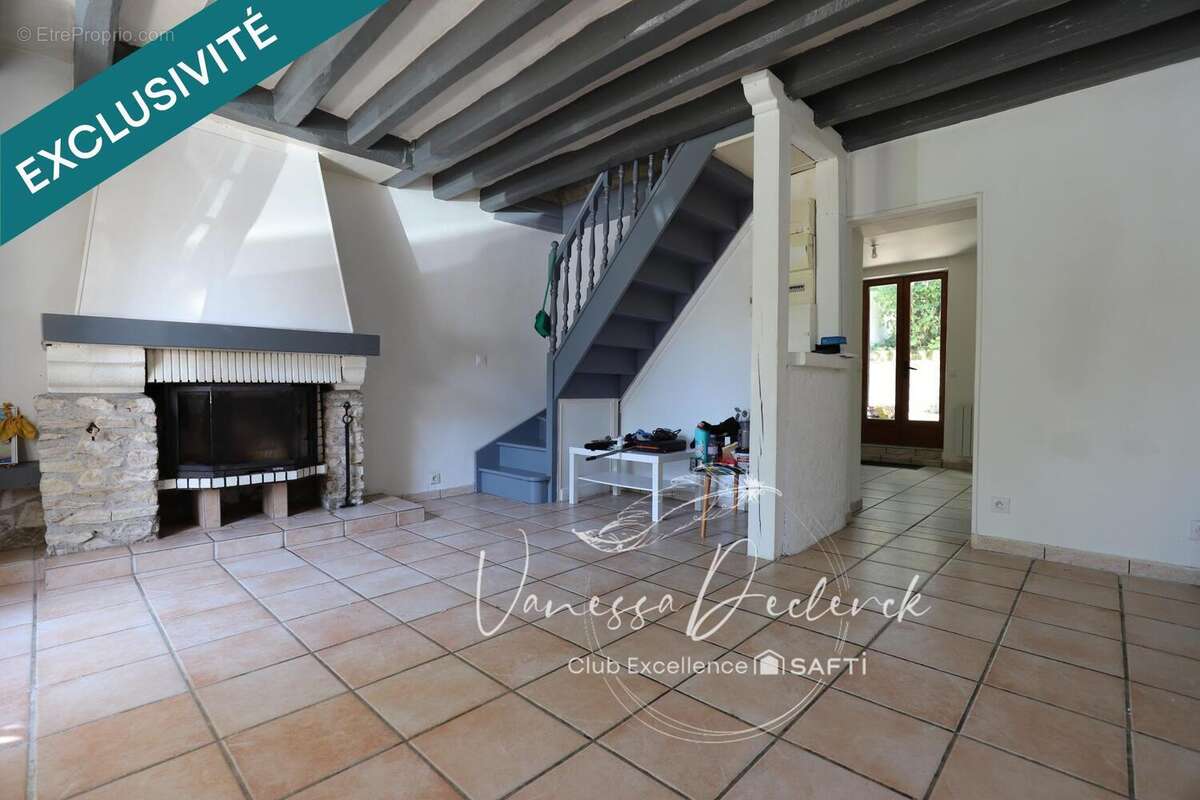 Photo 2 - Maison à LE VAL-SAINT-GERMAIN