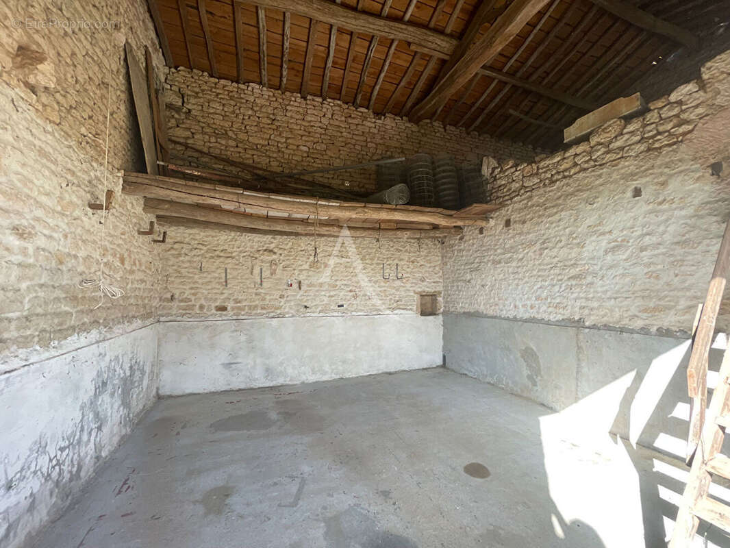 Maison à FONTENAY-LE-COMTE