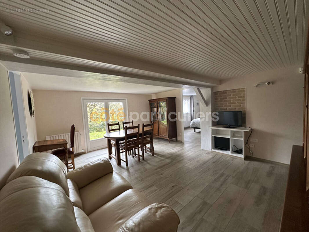 Maison à MORTAGNE-SUR-SEVRE