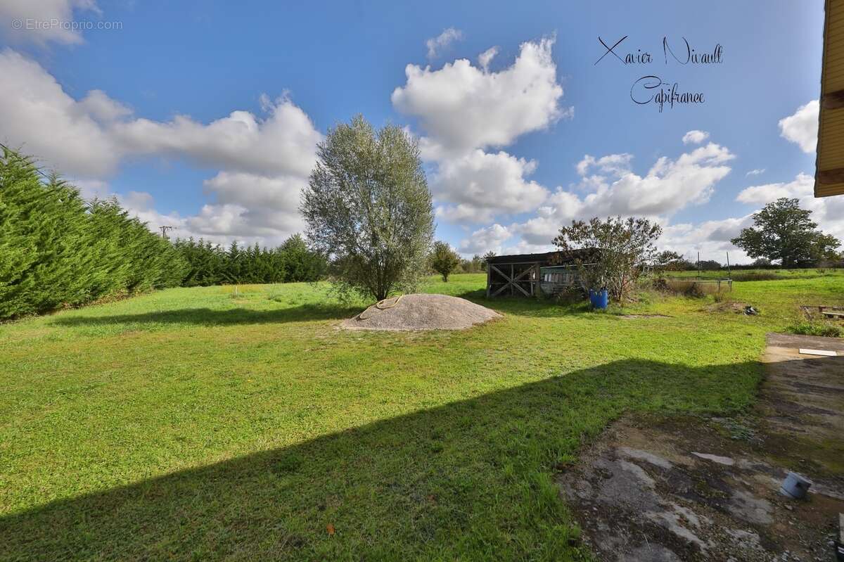 Maison à vendre 8 pièces proche de MANTENAY MONTLIN (01) - photo 2