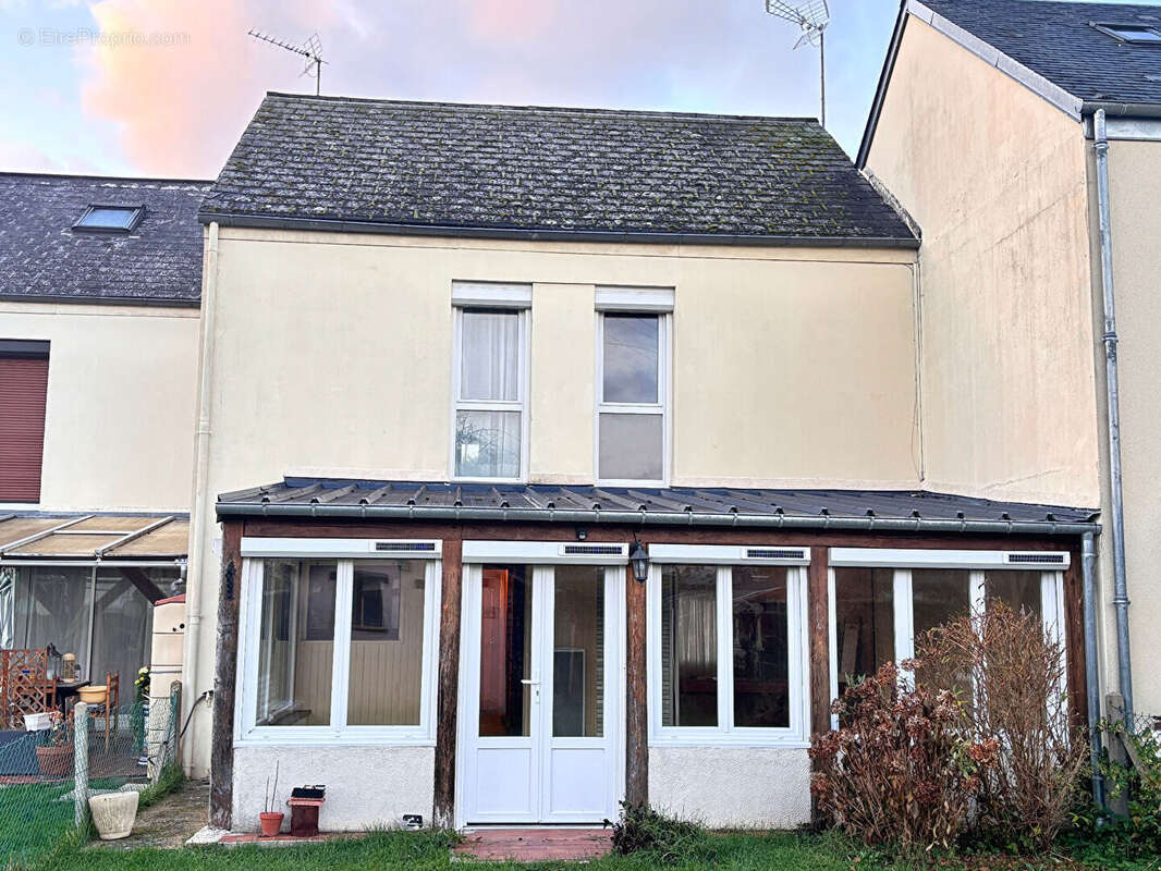 Maison à SAINT-MARCEL