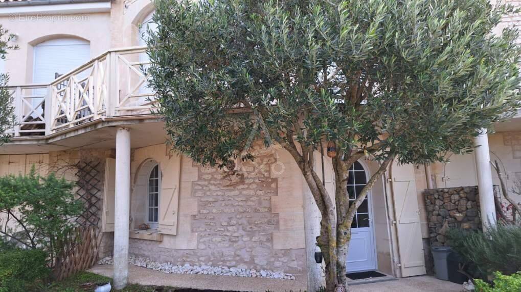 Appartement à MESCHERS-SUR-GIRONDE