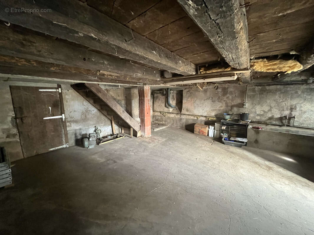 Maison à CHALVIGNAC