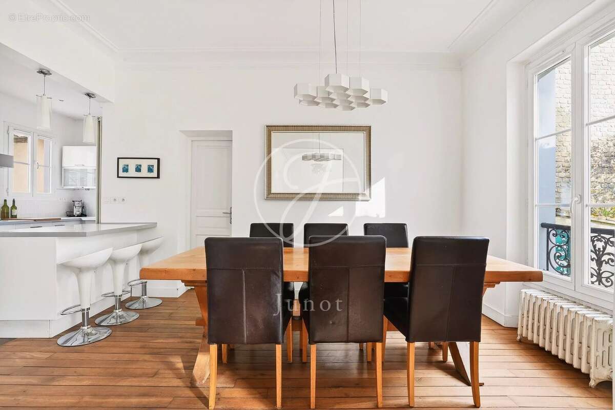 Maison à LE VESINET