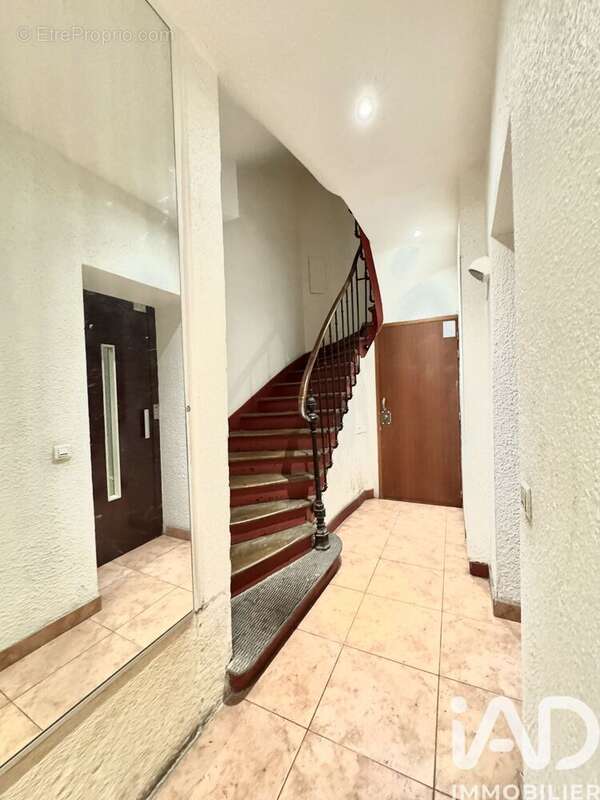 Photo 8 - Appartement à PARIS-19E