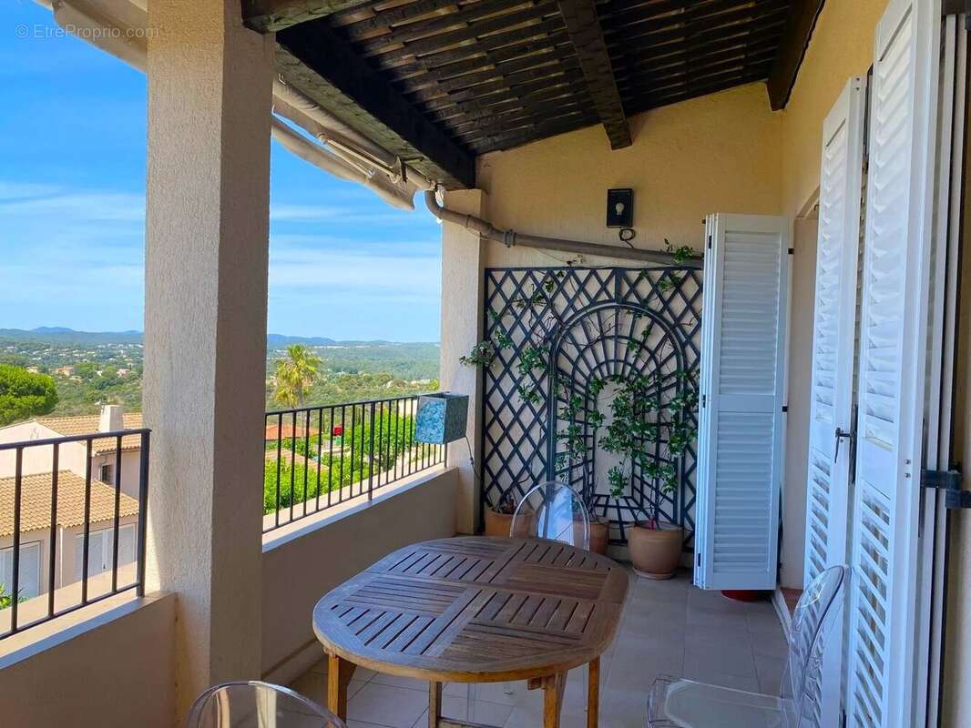 Appartement à VILLENEUVE-LOUBET