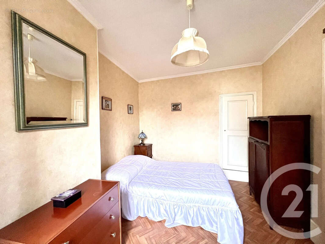 Appartement à FONTAINEBLEAU