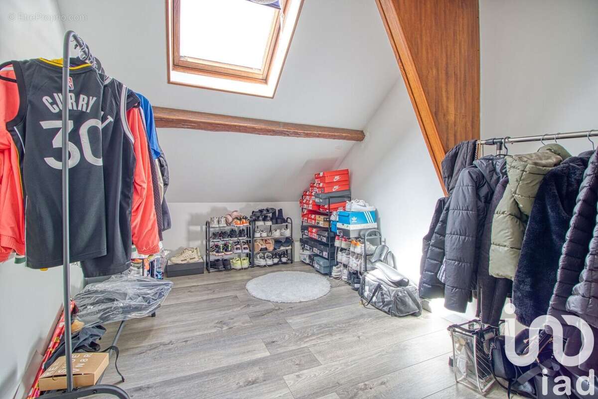 Photo 9 - Maison à EPONE