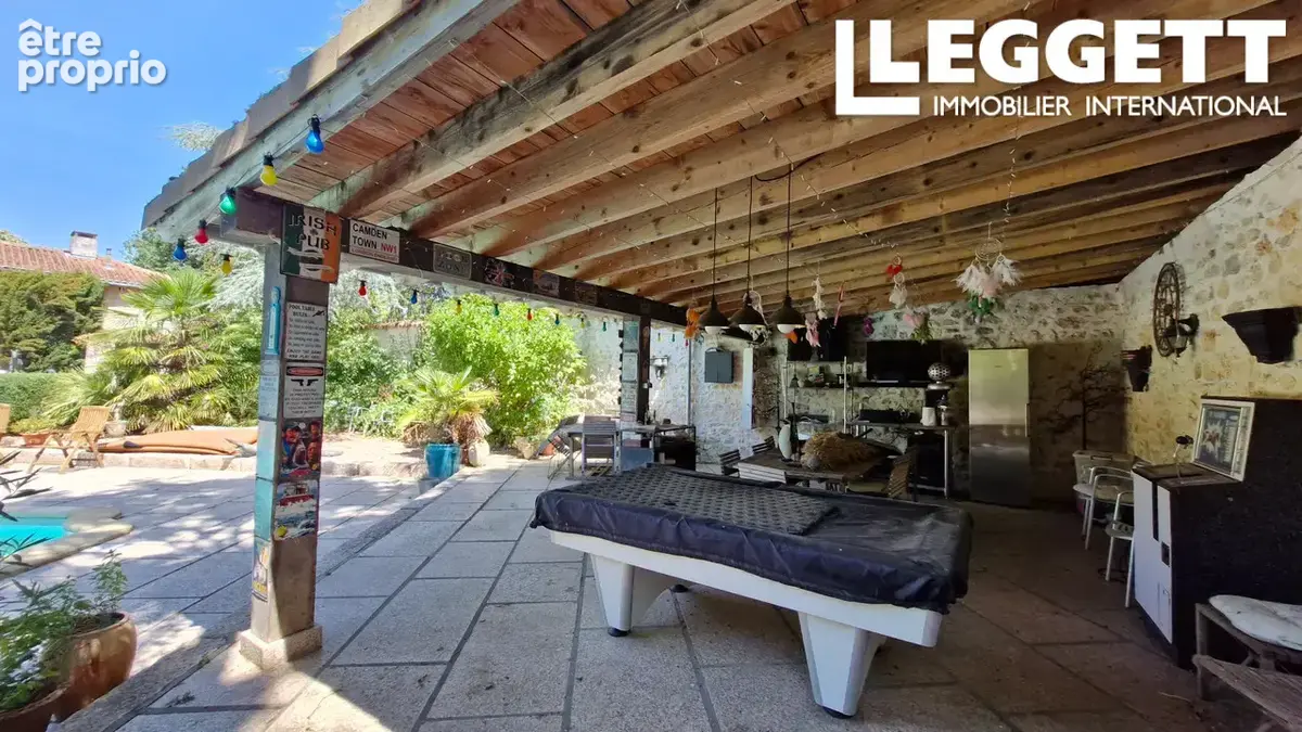 Exceptionnelle 51 hectares propriété équestre avec demeure de 468 m², gîte, piscine et vastes dépendances - photo 10