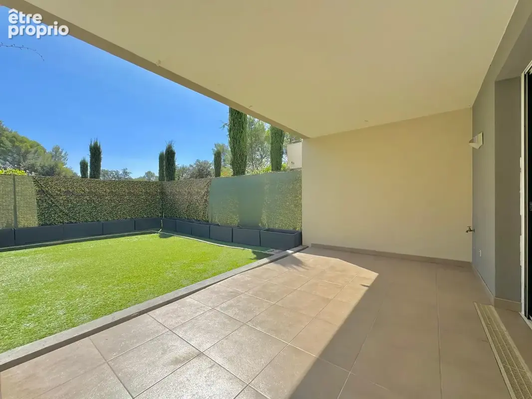 Appartement à FREJUS