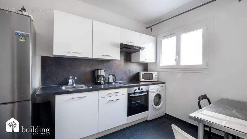 Appartement à LEVALLOIS-PERRET
