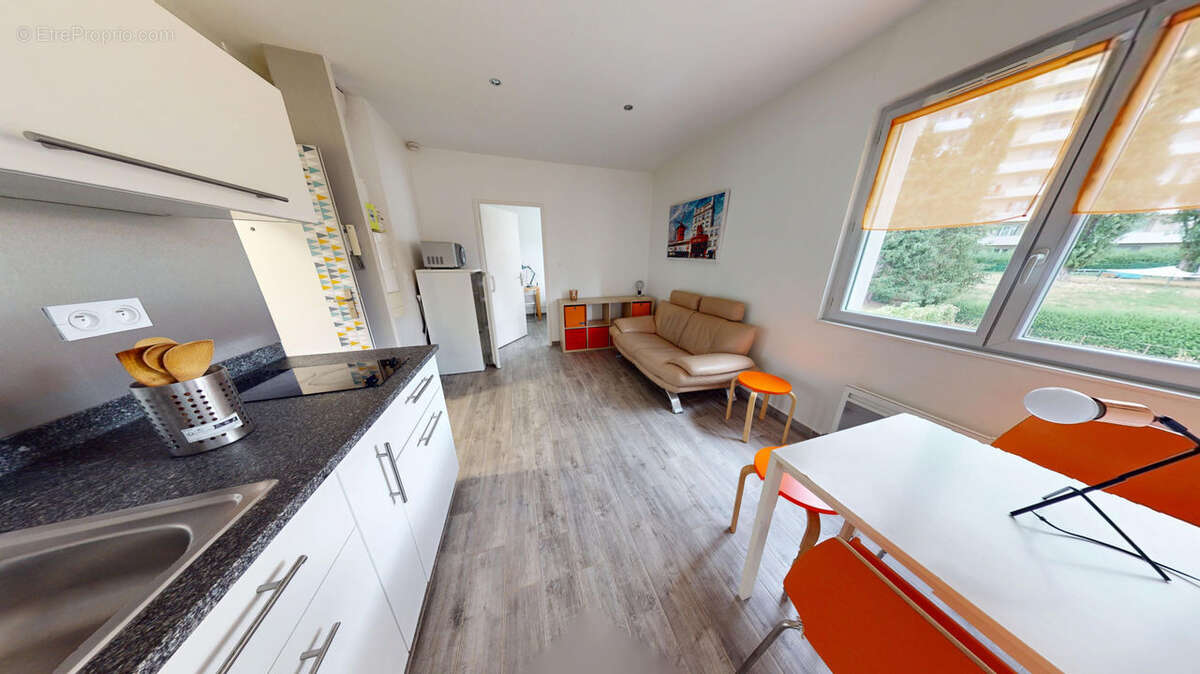 Appartement à SAINT-ETIENNE