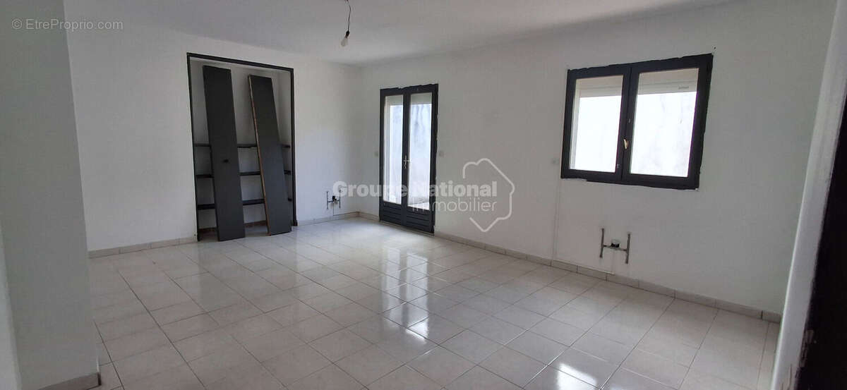MONTFRIN Maison avec cour - photo 5