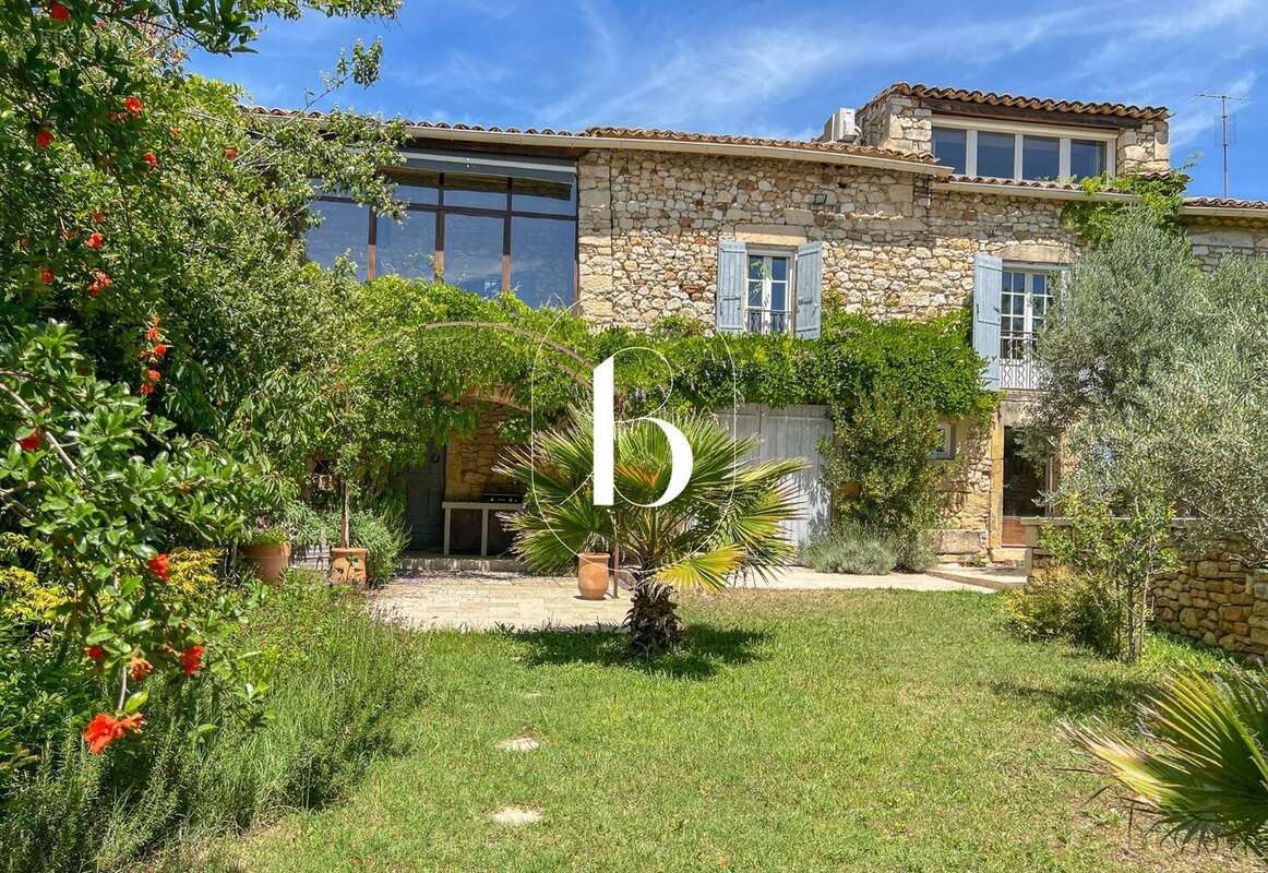 Maison à GOUDARGUES