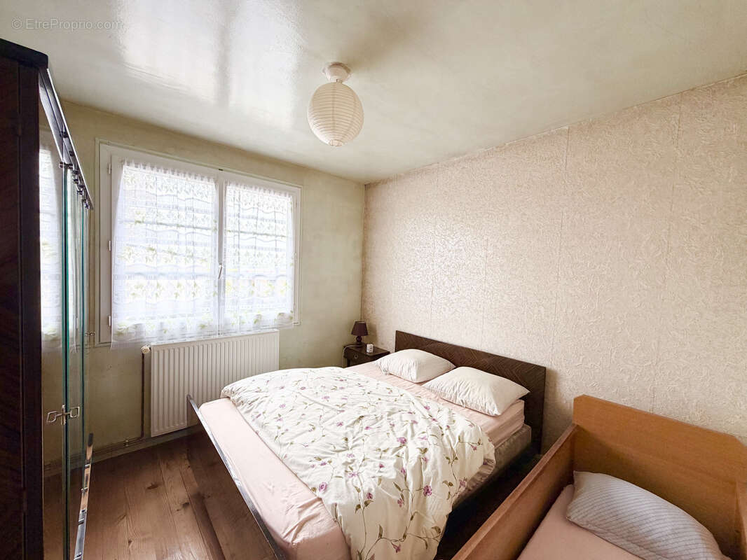 Maison à LOUAN-VILLEGRUIS-FONTAINE