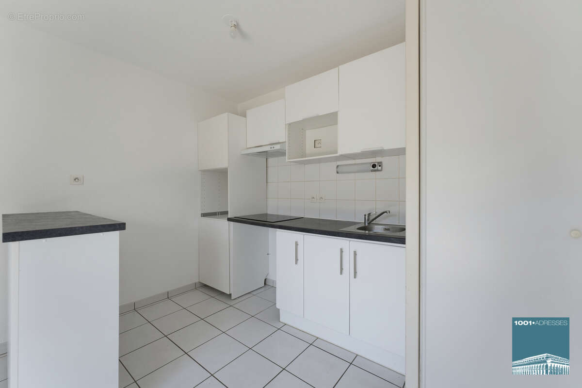 Appartement T3 traversant 57 m2   Terrasse exposée Sud-Est   Mérignac - photo 4