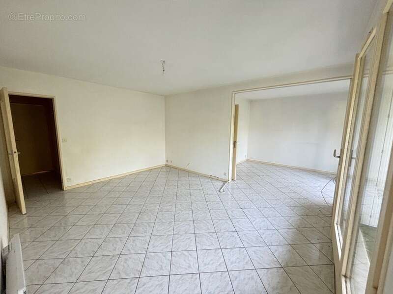 Appartement à LA FERTE-SOUS-JOUARRE