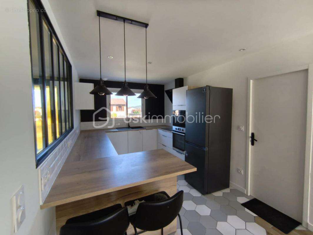 Maison à AIGUEFONDE