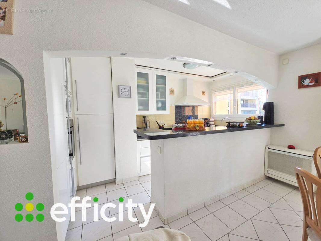 Appartement à FREJUS