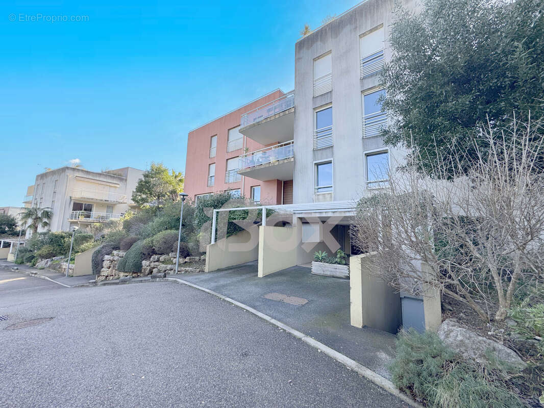 Appartement à HYERES