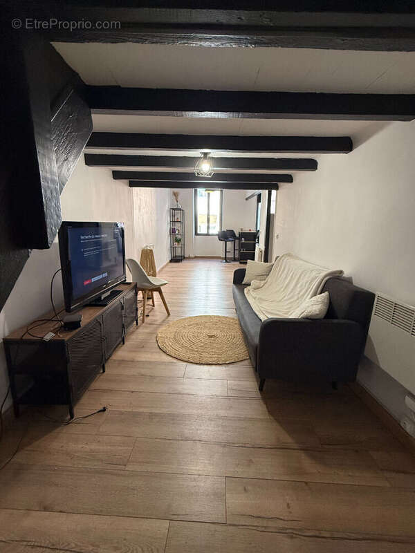 Appartement à MARSEILLE-2E