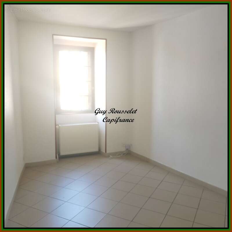 Maison à ALISE-SAINTE-REINE