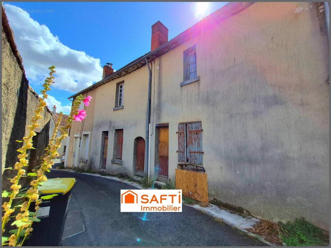 Photo 1 - Maison à DESCARTES