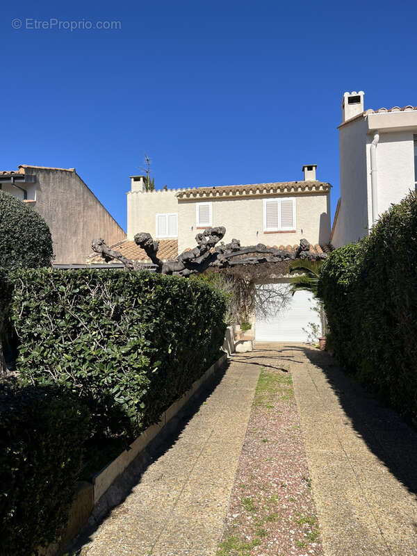Maison à CABESTANY