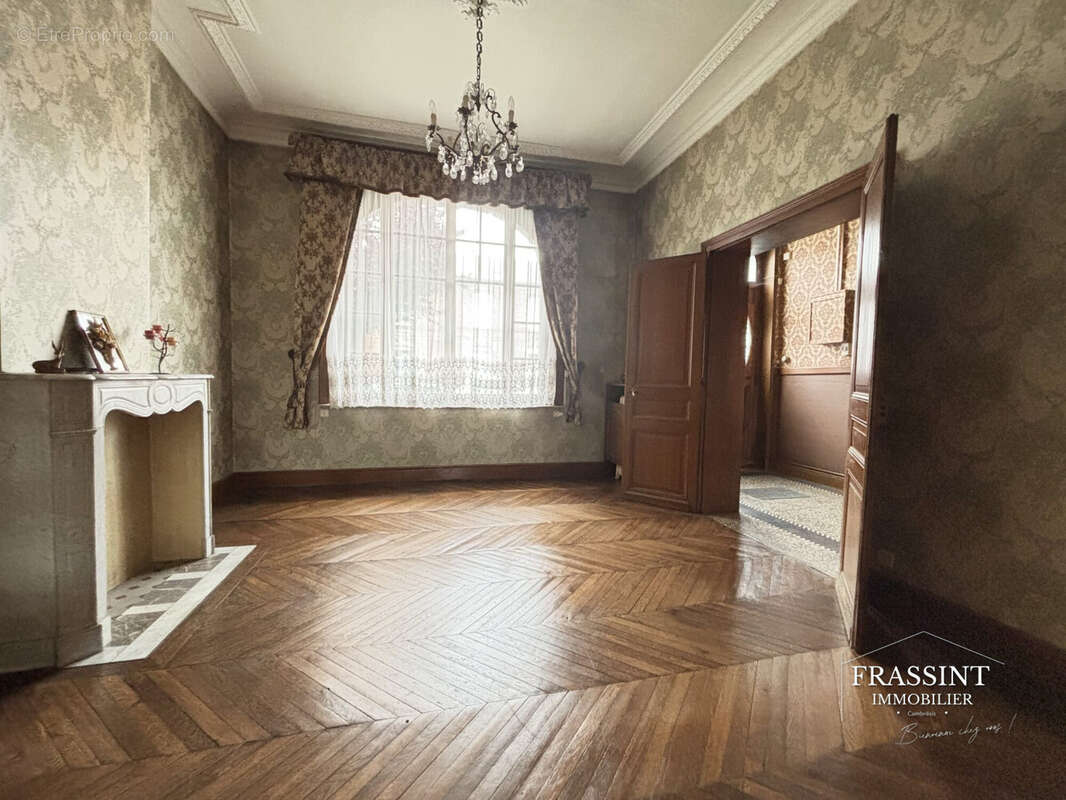 Maison 204 m² à Cambrai  - photo 8