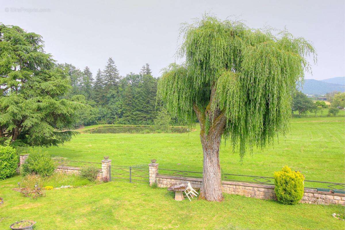 Maison à LONS-LE-SAUNIER