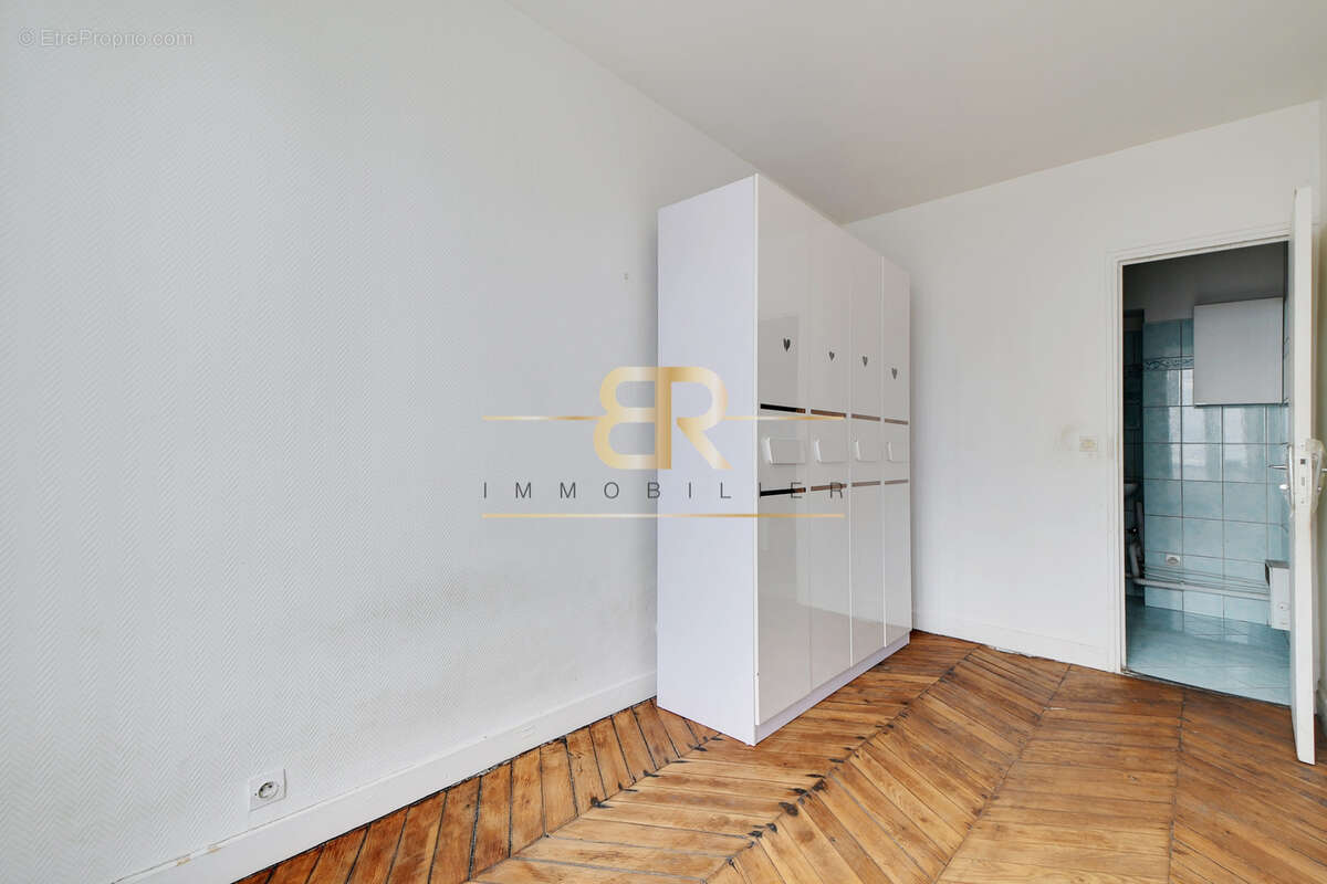 Appartement à PARIS-10E